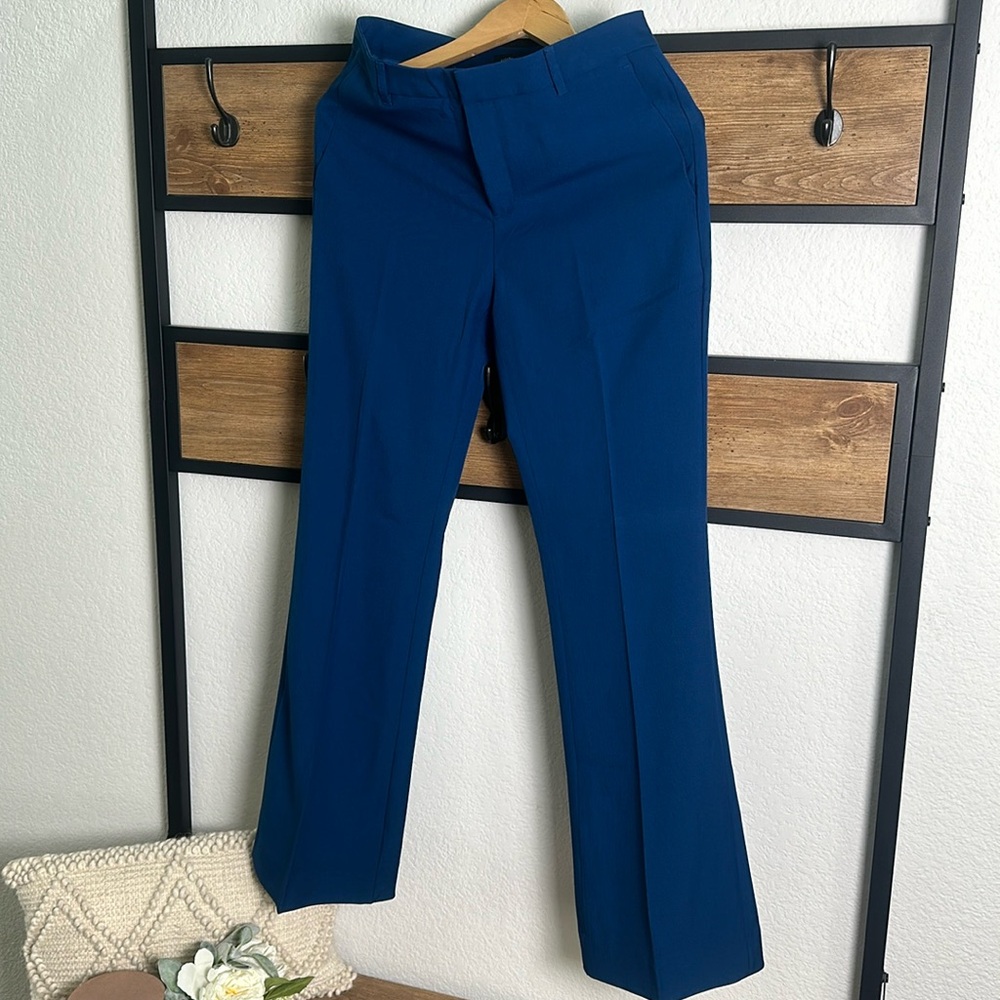 New With Tags Banana Republic sculpted stretch deep marine blue pants - size 6